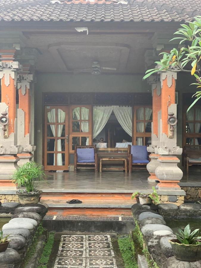 Narafa'S Guest House Jasri ภายนอก รูปภาพ
