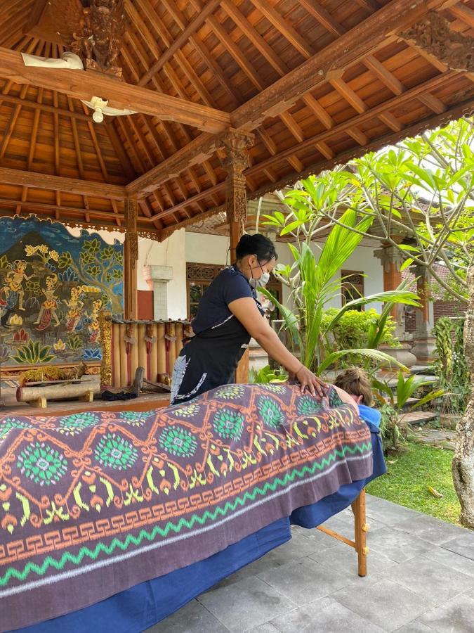 Narafa'S Guest House Jasri ภายนอก รูปภาพ