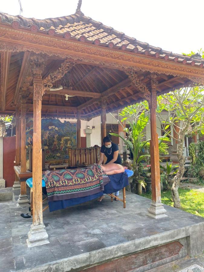 Narafa'S Guest House Jasri ภายนอก รูปภาพ
