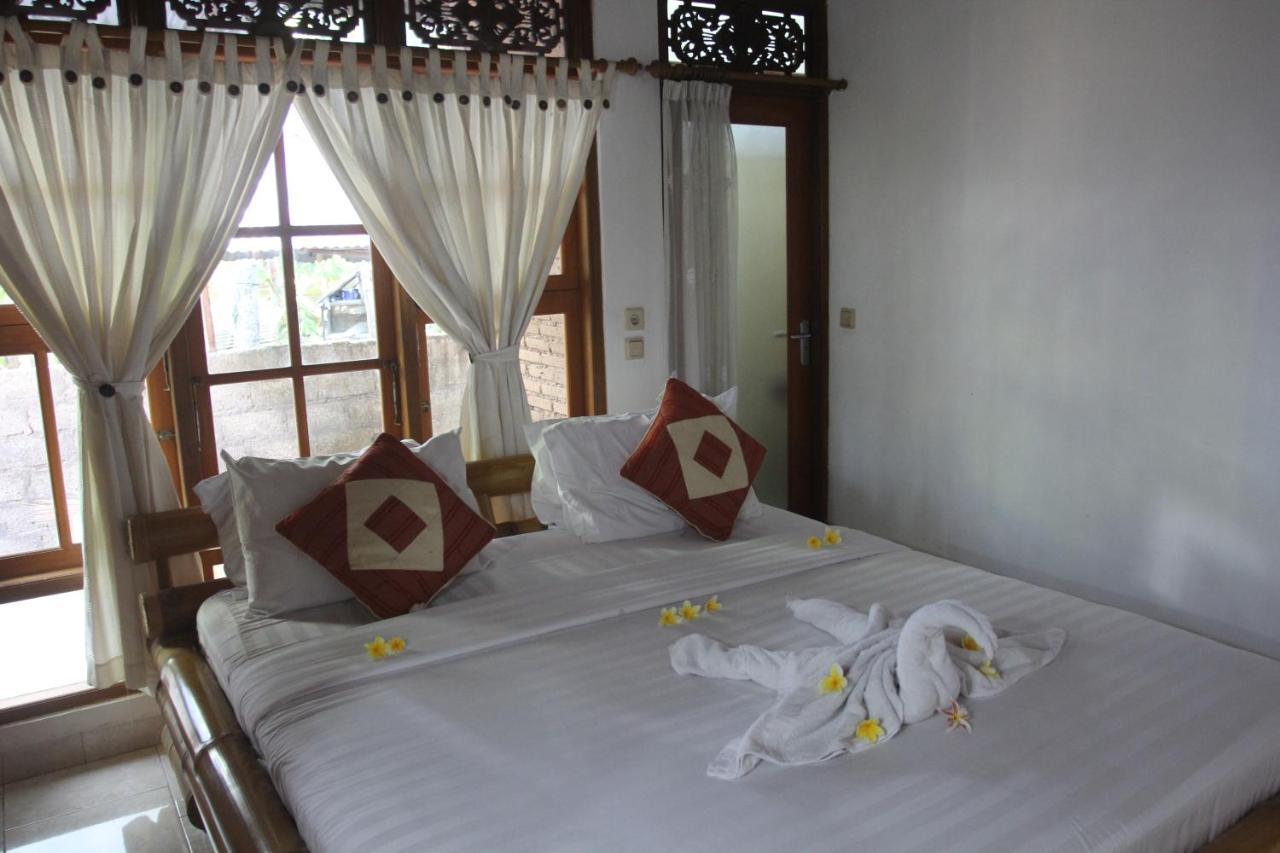 Narafa'S Guest House Jasri ภายนอก รูปภาพ